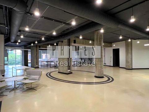 коммерческая по адресу Евгения Коновальца ул. (Щорса), 32-А