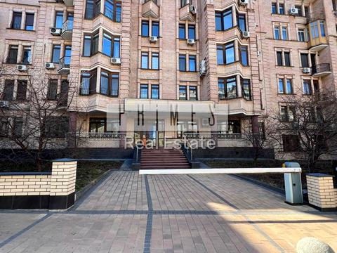 комерційна за адресою Кудрявська вул., 13-19