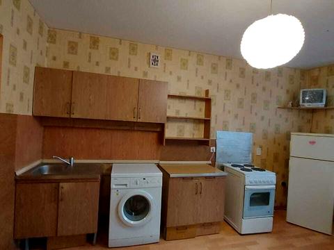 квартира за адресою Милославська вул., 45