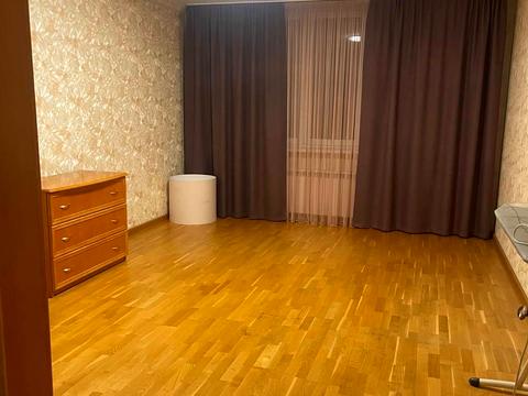 квартира за адресою Бориса Гмирі вул., 2