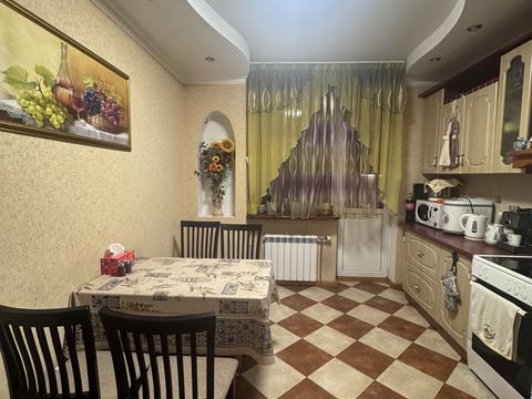 квартира за адресою Бориса Гмирі вул., 2