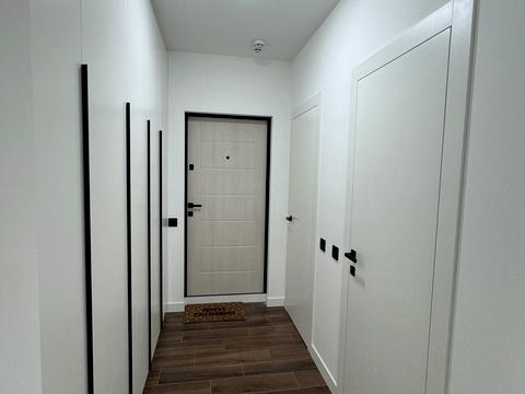 комерційна за адресою Михайла Максимовича вул. (Онуфрія Трутенка), 24-Б