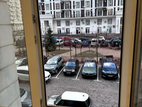 комерційна за адресою Михайла Максимовича вул. (Онуфрія Трутенка), 24-Б