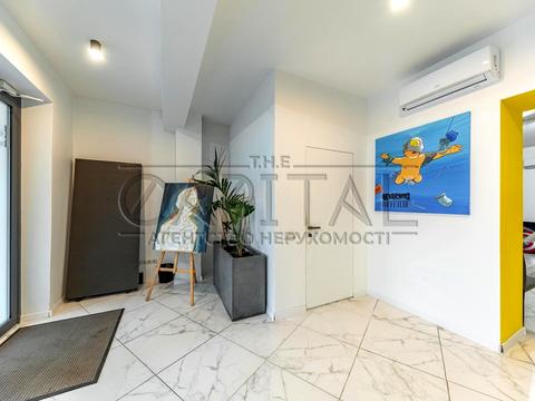 комерційна за адресою Болсуновська вул. (Сергія Струтинського), 23