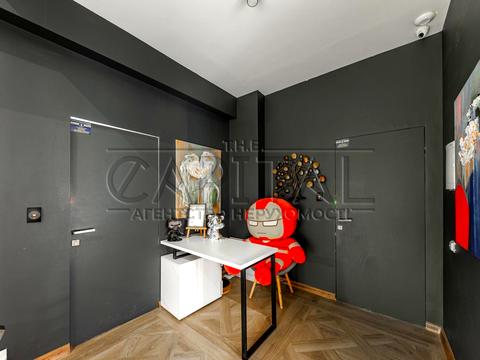 комерційна за адресою Болсуновська вул. (Сергія Струтинського), 23