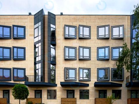 комерційна за адресою Болсуновська вул. (Сергія Струтинського), 23