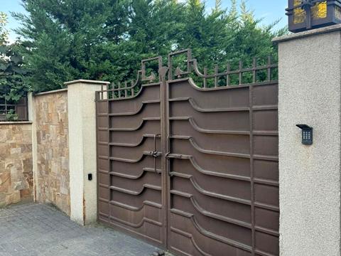 будинок за адресою Слов'янська