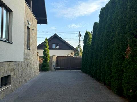 будинок за адресою Слов'янська