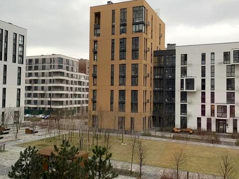 квартира по адресу Салютная ул., (Будинок 02301-02303)