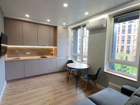 квартира по адресу Салютная ул., (Будинок 02301-02303)