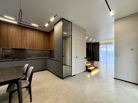 будинок за адресою с. Петропавлівська борщагівка, Макарівська вул., 39