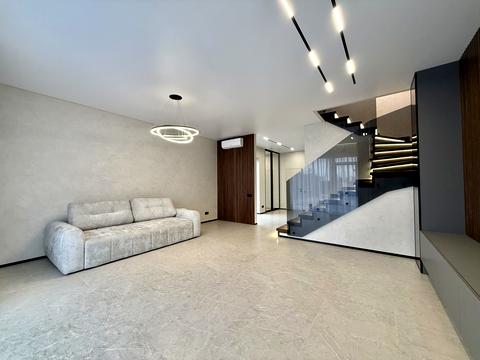 будинок за адресою с. Петропавлівська борщагівка, Макарівська вул., 39