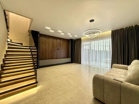 будинок за адресою с. Петропавлівська борщагівка, Макарівська вул., 39