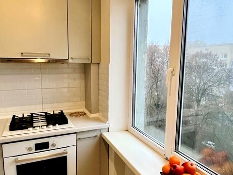 квартира за адресою Лаврська вул. (Січневого Повстання), 4а