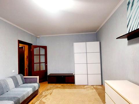 квартира за адресою Ревуцького вул., 25