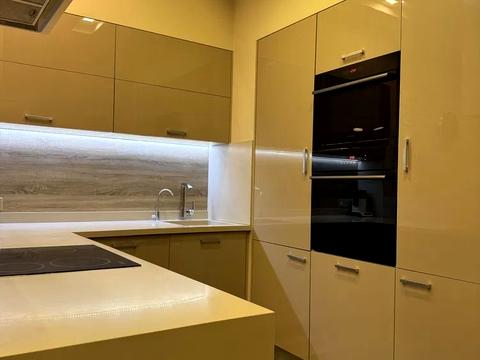 квартира по адресу Андрея Верхогляда ул. (Михайла Драгомирова), 9