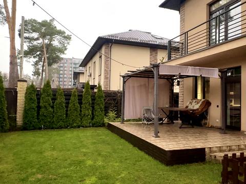 будинок за адресою Українська вул.