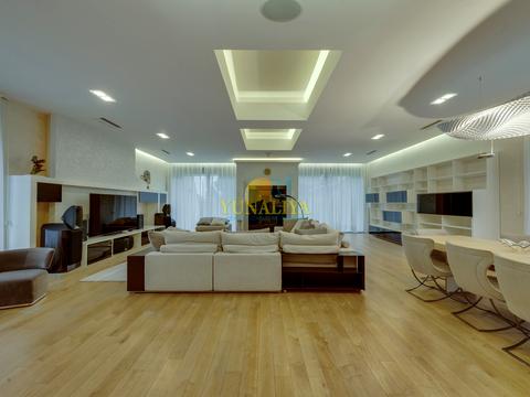 дом по адресу Снежнянский пер.