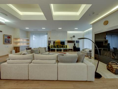 дом по адресу Снежнянский пер.