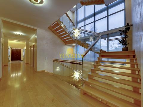 дом по адресу Снежнянский пер.