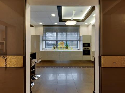 дом по адресу Снежнянский пер.