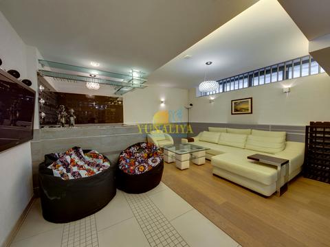 дом по адресу Снежнянский пер.