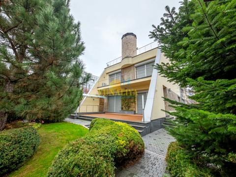 дом по адресу Снежнянский пер.