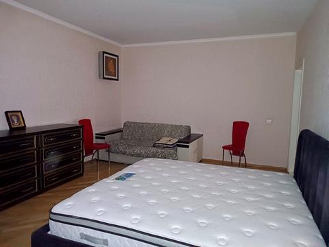 квартира за адресою Миколи Бажана просп., 14