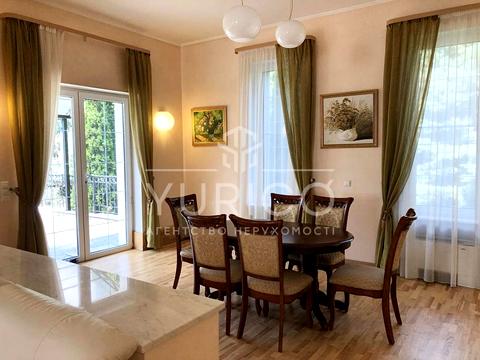 будинок за адресою смт. Козин, Старокиївська вул.