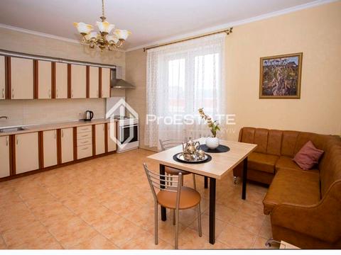 квартира за адресою Олександра Мишуги вул., 8