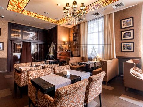 комерційна за адресою Київ, Срібнокільська вул., 12