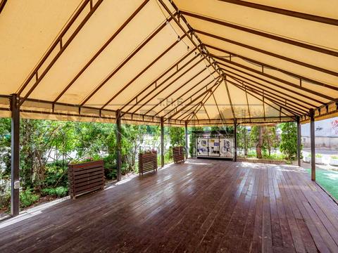 комерційна за адресою Київ, Срібнокільська вул., 12