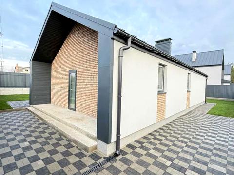 будинок за адресою Центральна