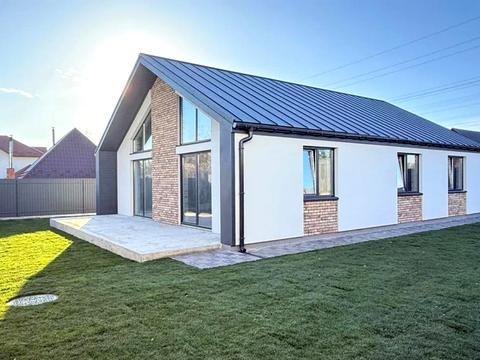 будинок за адресою Центральна