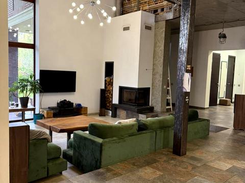 будинок за адресою Берестейське шосе (Брест-Литовське)