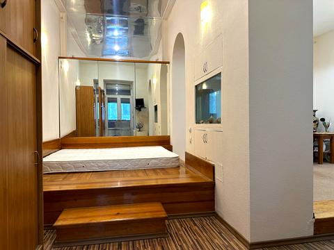 квартира за адресою Десятинна вул., 13