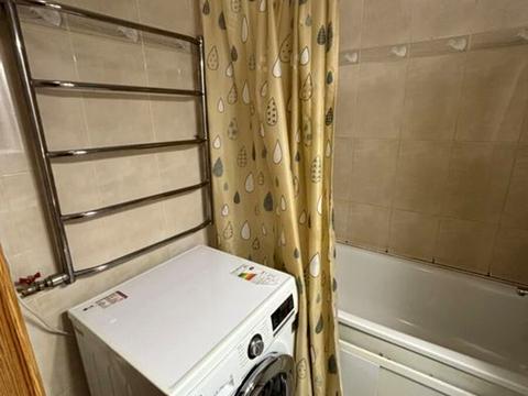 квартира за адресою Героїв Оборони вул., 3