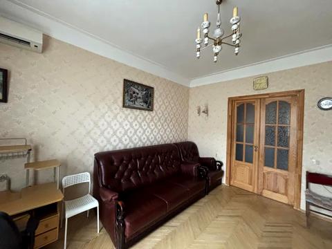 квартира за адресою Героїв Оборони вул., 3