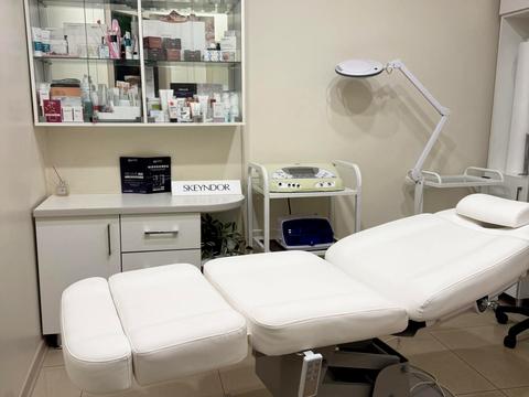 комерційна за адресою Мокра вул. (Кудряшова), 5