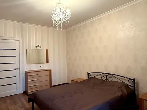 квартира за адресою Анни Ахматової вул., 34