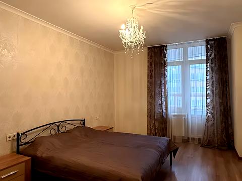 квартира за адресою Анни Ахматової вул., 34