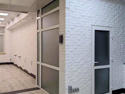 коммерческая по адресу Миколы Бажана просп., 14