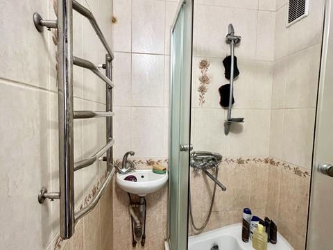 кімната за адресою Романа Шухевича просп. (Генерала Ватутіна), 8г