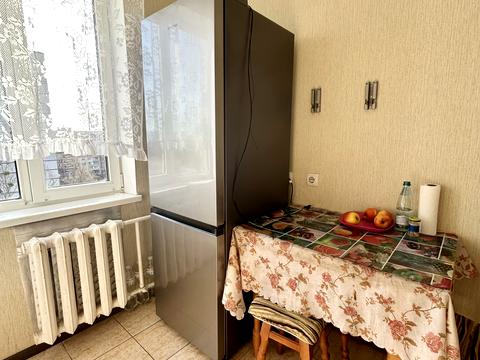 кімната за адресою Романа Шухевича просп. (Генерала Ватутіна), 8г