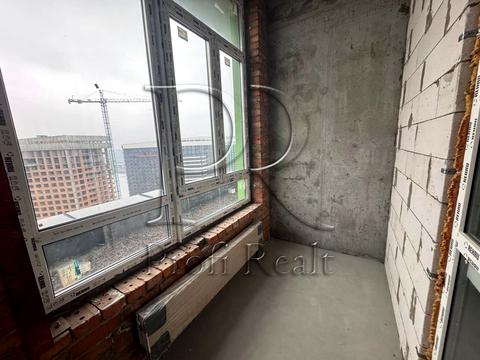 квартира за адресою Причальна вул., 8