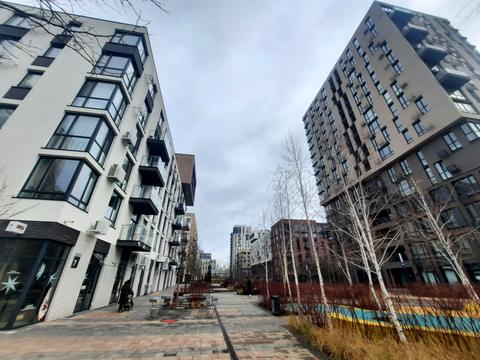 комерційна за адресою Київ, Салютна вул., 2к9