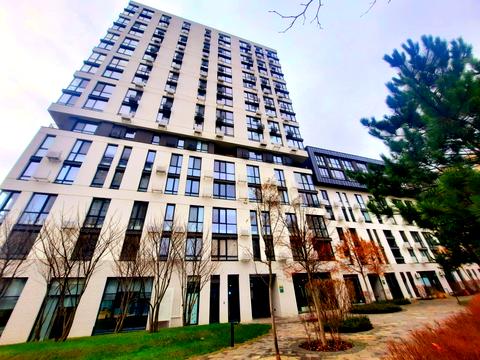 комерційна за адресою Київ, Салютна вул., 2к9