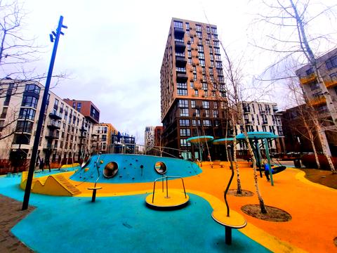 комерційна за адресою Київ, Салютна вул., 2к9