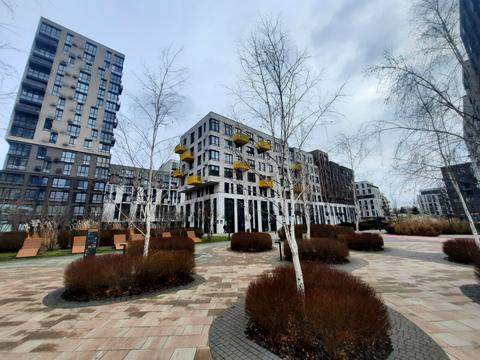 комерційна за адресою Київ, Салютна вул., 2к9