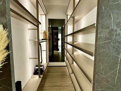 квартира по адресу Андрея Верхогляда ул. (Михайла Драгомирова), 17-В